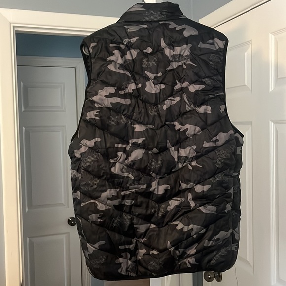 Heated vest. Size large - Picture 2 of 5
